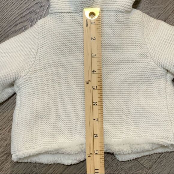 Baby Gap Sherpa Sweater Jacket 0-3mo Cream. - Picture 10 of 10